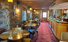 The Britannia Inn & Waves Restaurant